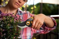 Nůžky zahradní SmartFit P68 Fiskars 111610